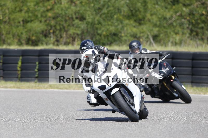 /Archiv-2025/48 25.08.2025 Cornu Master School ADR/gruen-vert/18